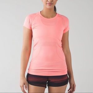 Lululemon Swiftly Tech Short Sleeve Size 6